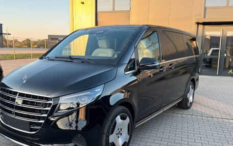 Mercedes-Benz V-Класс, 2026 год, 10 559 000 рублей, 3 фотография