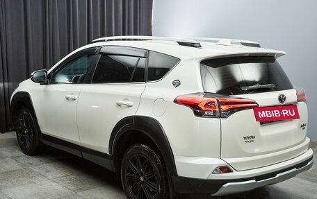 Toyota RAV4, 2018 год, 2 399 000 рублей, 6 фотография