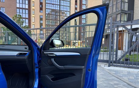 BMW X1, 2018 год, 2 390 000 рублей, 16 фотография