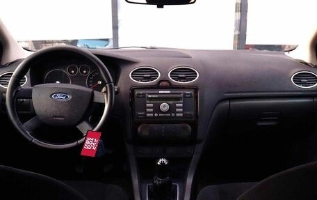 Ford Focus II рестайлинг, 2005 год, 349 000 рублей, 17 фотография