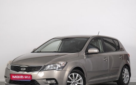 KIA cee'd I рестайлинг, 2010 год, 869 000 рублей, 2 фотография