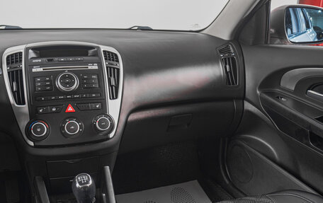 KIA cee'd I рестайлинг, 2010 год, 869 000 рублей, 12 фотография