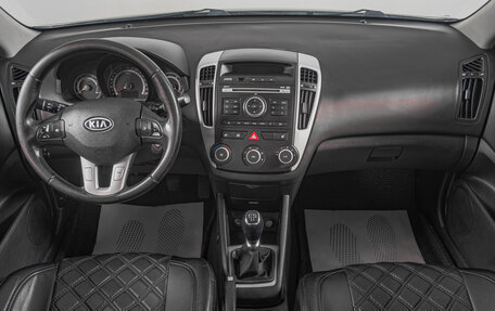 KIA cee'd I рестайлинг, 2010 год, 869 000 рублей, 11 фотография