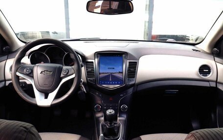 Chevrolet Cruze II, 2011 год, 570 000 рублей, 17 фотография