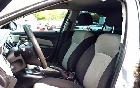 Chevrolet Cruze II, 2011 год, 570 000 рублей, 15 фотография
