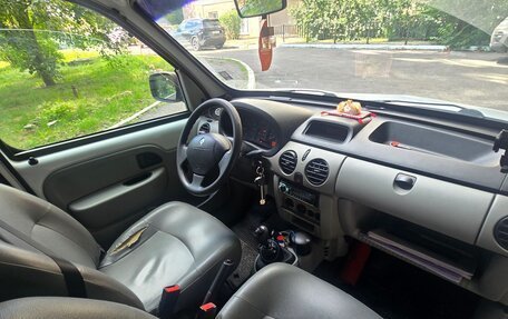 Renault Kangoo II рестайлинг, 2005 год, 575 000 рублей, 6 фотография