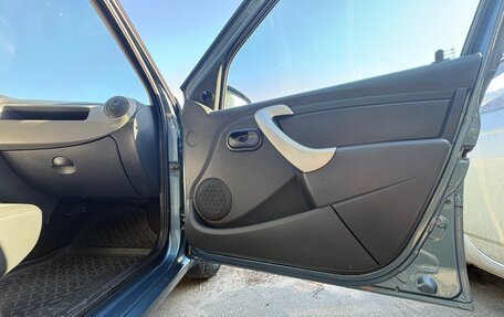 Renault Logan I, 2010 год, 550 000 рублей, 18 фотография