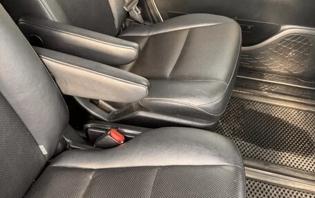 Toyota Esquire I, 2015 год, 2 000 000 рублей, 3 фотография