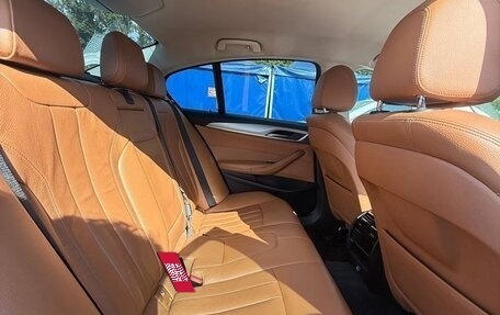 BMW 5 серия, 2018 год, 2 430 000 рублей, 10 фотография