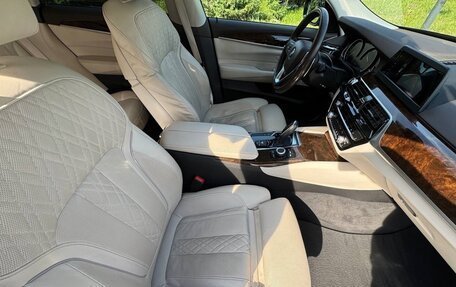 BMW 6 серия, 2018 год, 4 780 000 рублей, 14 фотография