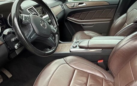 Mercedes-Benz GL-Класс, 2013 год, 2 700 000 рублей, 21 фотография