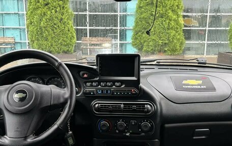 Chevrolet Niva I рестайлинг, 2018 год, 770 000 рублей, 8 фотография