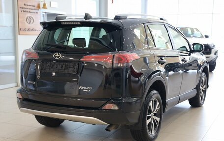 Toyota RAV4, 2016 год, 2 000 000 рублей, 8 фотография