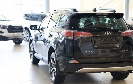 Toyota RAV4, 2016 год, 2 000 000 рублей, 12 фотография