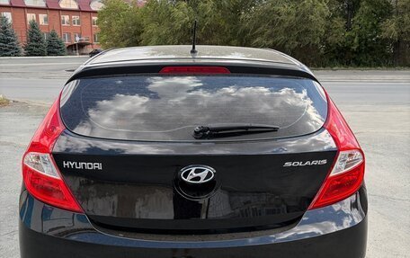 Hyundai Solaris II рестайлинг, 2013 год, 640 000 рублей, 5 фотография