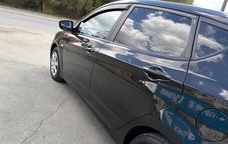 Hyundai Solaris II рестайлинг, 2013 год, 640 000 рублей, 8 фотография