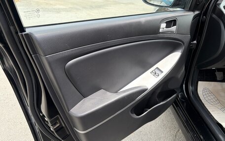 Hyundai Solaris II рестайлинг, 2013 год, 640 000 рублей, 18 фотография
