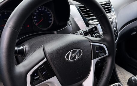 Hyundai Solaris II рестайлинг, 2013 год, 640 000 рублей, 20 фотография