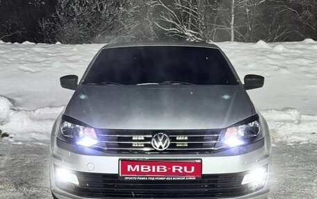 Volkswagen Polo VI (EU Market), 2017 год, 1 050 000 рублей, 1 фотография