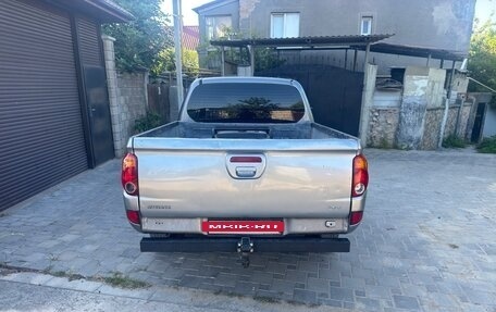 Mitsubishi L200 IV рестайлинг, 2013 год, 1 200 000 рублей, 4 фотография
