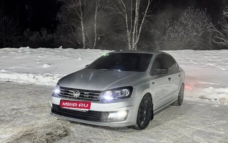 Volkswagen Polo VI (EU Market), 2017 год, 1 050 000 рублей, 2 фотография