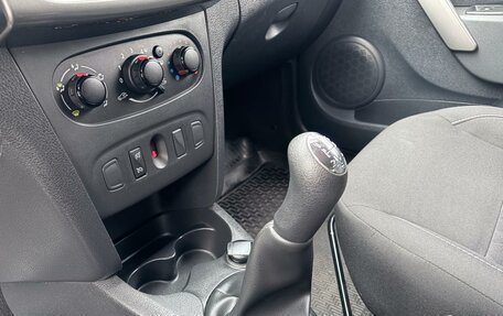 Renault Sandero II рестайлинг, 2018 год, 1 199 000 рублей, 14 фотография