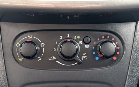 Renault Sandero II рестайлинг, 2018 год, 1 199 000 рублей, 21 фотография