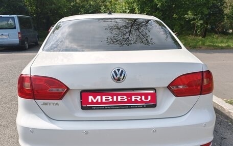 Volkswagen Jetta VI, 2012 год, 980 000 рублей, 6 фотография