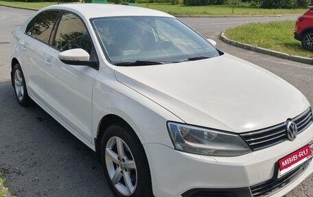 Volkswagen Jetta VI, 2012 год, 980 000 рублей, 4 фотография