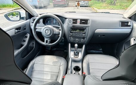 Volkswagen Jetta VI, 2012 год, 980 000 рублей, 13 фотография