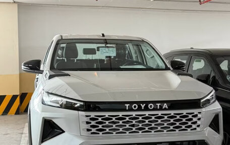 Toyota Hilux, 2026 год, 4 741 000 рублей, 3 фотография