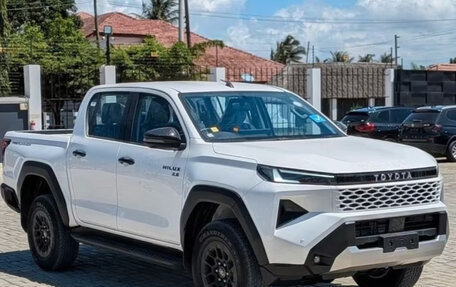 Toyota Hilux, 2026 год, 4 741 000 рублей, 2 фотография