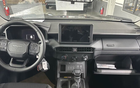 Toyota Hilux, 2026 год, 4 741 000 рублей, 9 фотография