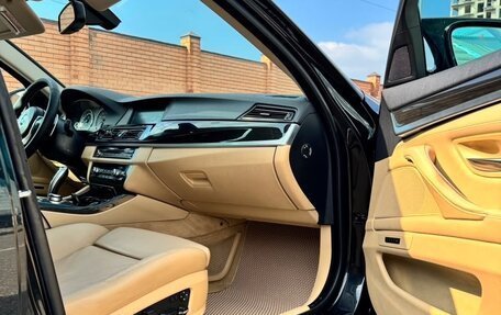 BMW 5 серия, 2010 год, 1 900 000 рублей, 6 фотография