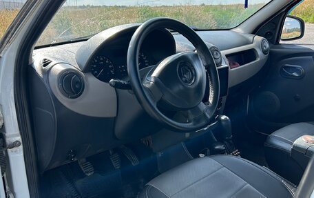 Renault Logan I, 2011 год, 260 000 рублей, 7 фотография