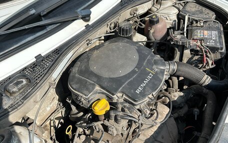 Renault Logan I, 2011 год, 260 000 рублей, 15 фотография