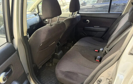 Nissan Tiida, 2011 год, 950 000 рублей, 13 фотография