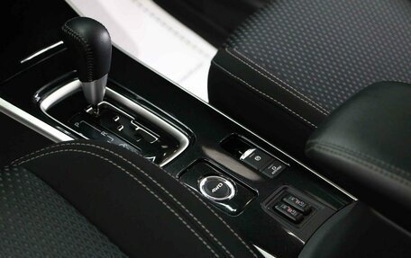 Mitsubishi Outlander III рестайлинг 3, 2019 год, 1 790 000 рублей, 9 фотография
