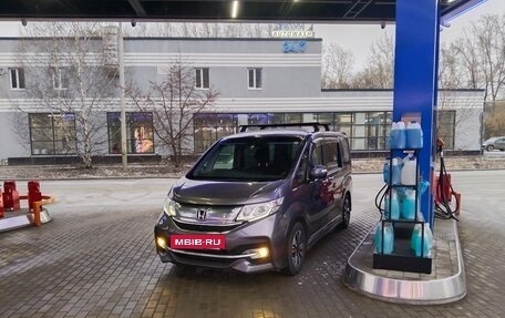 Honda Stepwgn IV, 2015 год, 1 725 000 рублей, 21 фотография