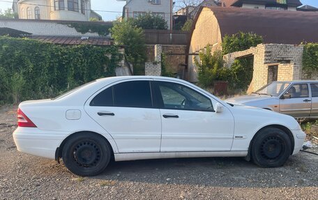 Mercedes-Benz C-Класс, 2003 год, 320 000 рублей, 4 фотография