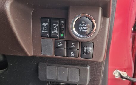 Toyota Roomy I, 2018 год, 1 200 000 рублей, 4 фотография