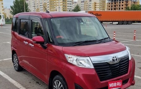 Toyota Roomy I, 2018 год, 1 200 000 рублей, 2 фотография