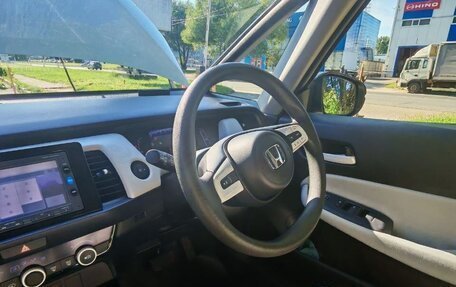 Honda Fit, 2020 год, 1 350 000 рублей, 6 фотография
