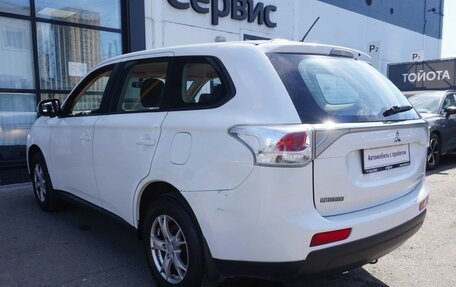 Mitsubishi Outlander III рестайлинг 3, 2013 год, 1 132 000 рублей, 7 фотография