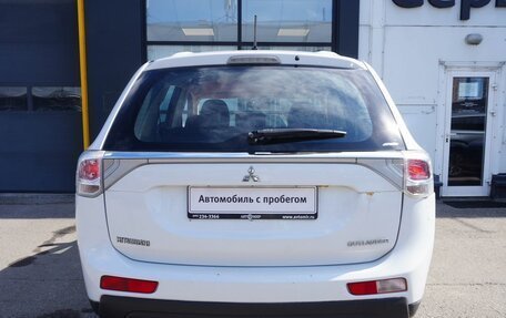 Mitsubishi Outlander III рестайлинг 3, 2013 год, 1 132 000 рублей, 6 фотография