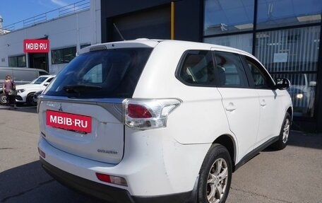Mitsubishi Outlander III рестайлинг 3, 2013 год, 1 132 000 рублей, 5 фотография