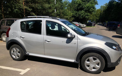 Renault Sandero I, 2013 год, 975 000 рублей, 1 фотография