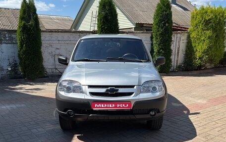 Chevrolet Niva I рестайлинг, 2015 год, 720 000 рублей, 1 фотография