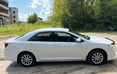 Toyota Camry, 2014 год, 2 100 000 рублей, 5 фотография