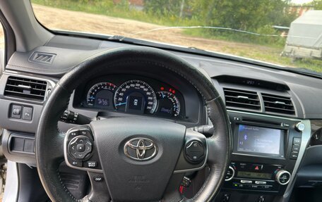Toyota Camry, 2014 год, 2 100 000 рублей, 9 фотография
